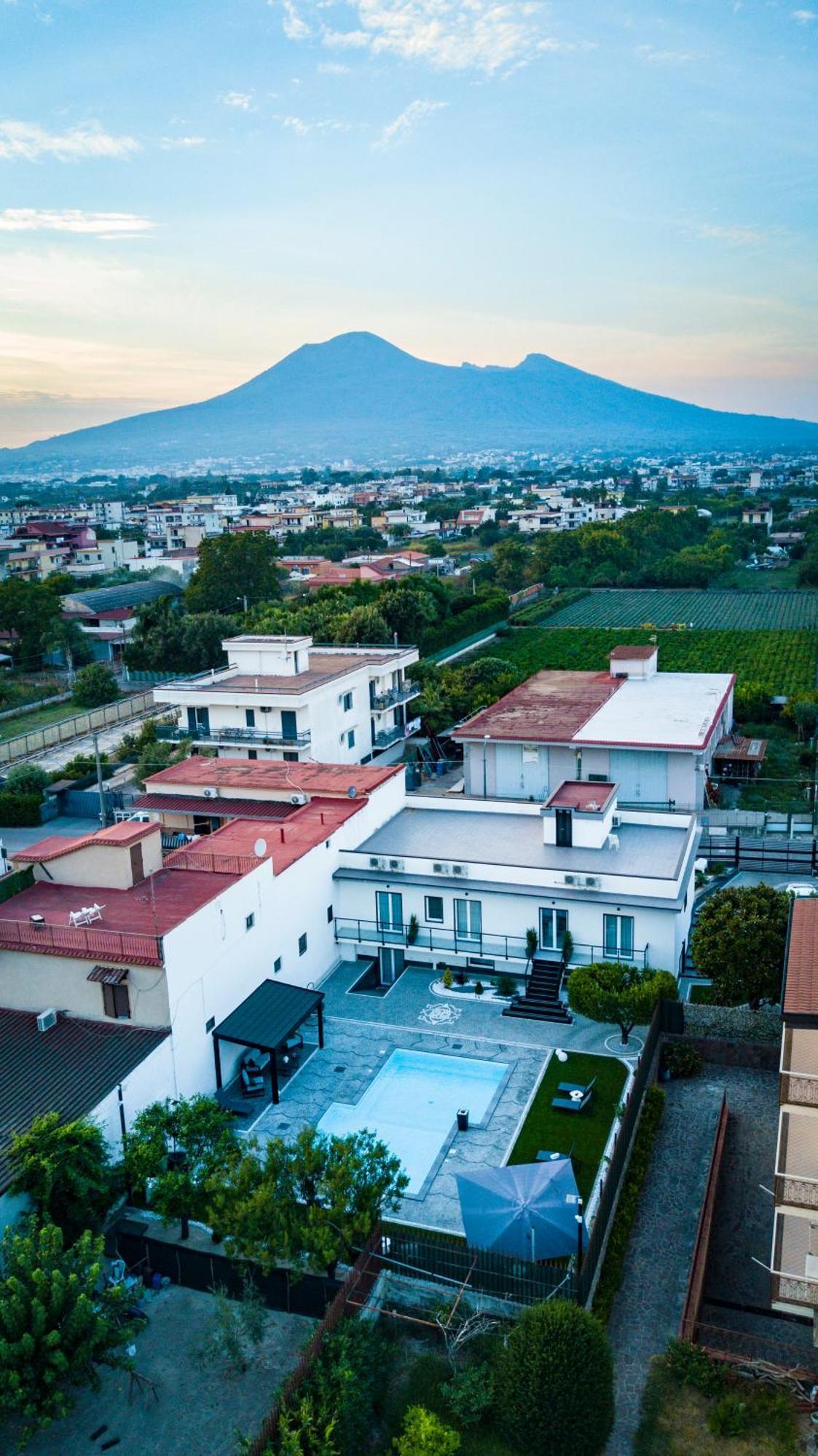 Bed and Breakfast Maison De Julia Pompei Exterior foto